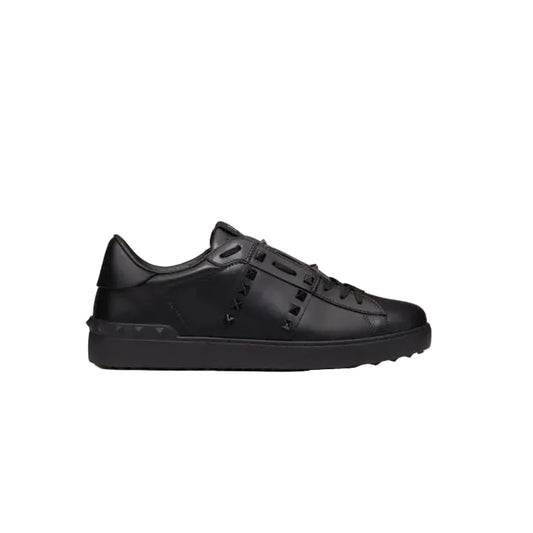 Valentino Garavani Rockstud Untitled Sneaker – Black