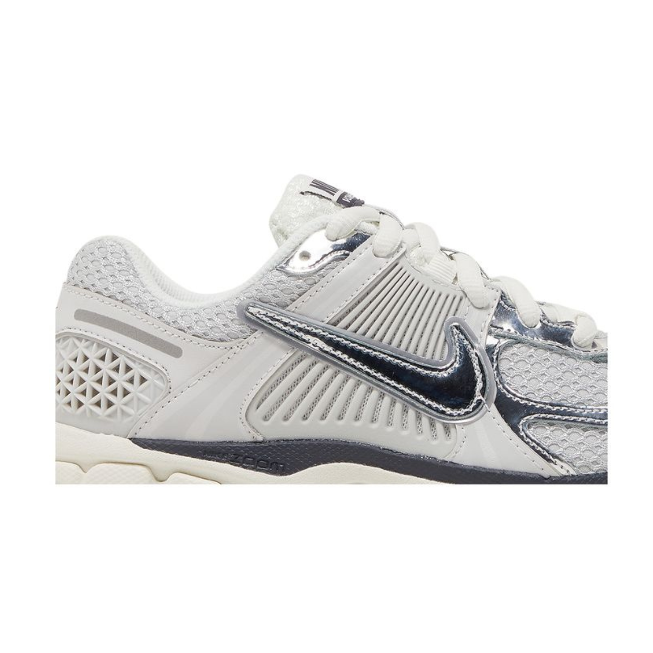 Air Zoom Vomero 5 Photon Dust Metallic Silver
