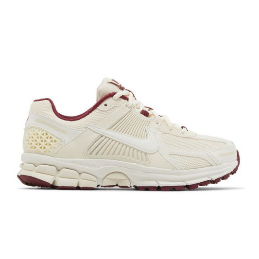 Air Zoom Vomero 5 Valentine's Day