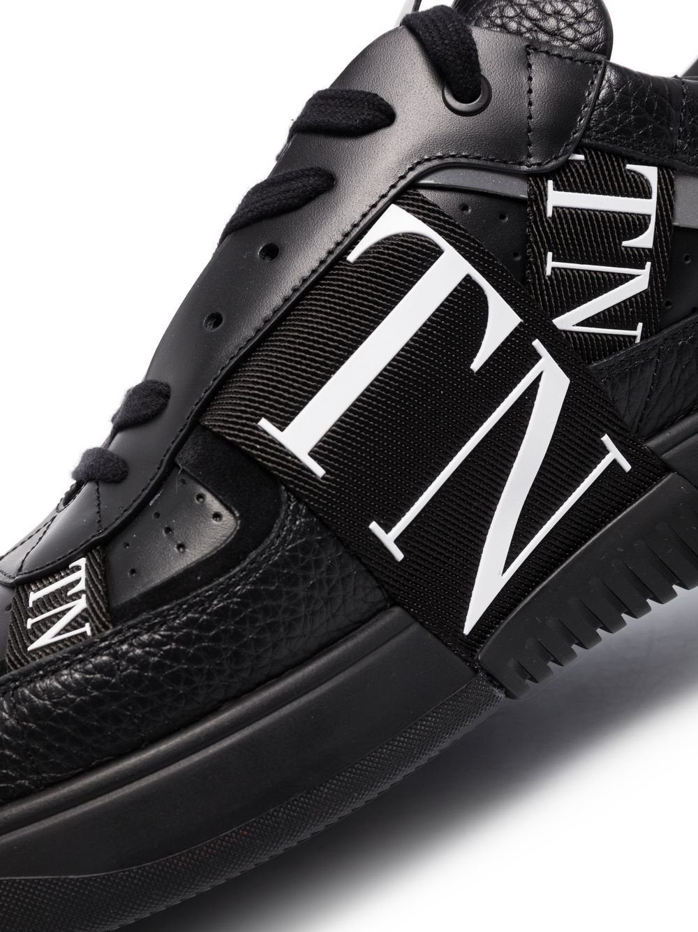 Valentino Garavani VL7N Sneaker Low Top Black White Black